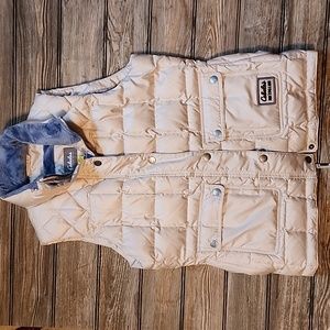 In search of this Cabela's VEST..